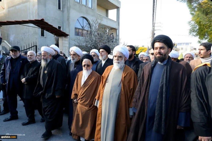 تصاویر حضور نمایندگان رهبر انقلاب در مراسم تشییع شهید صفی‌الدین 2