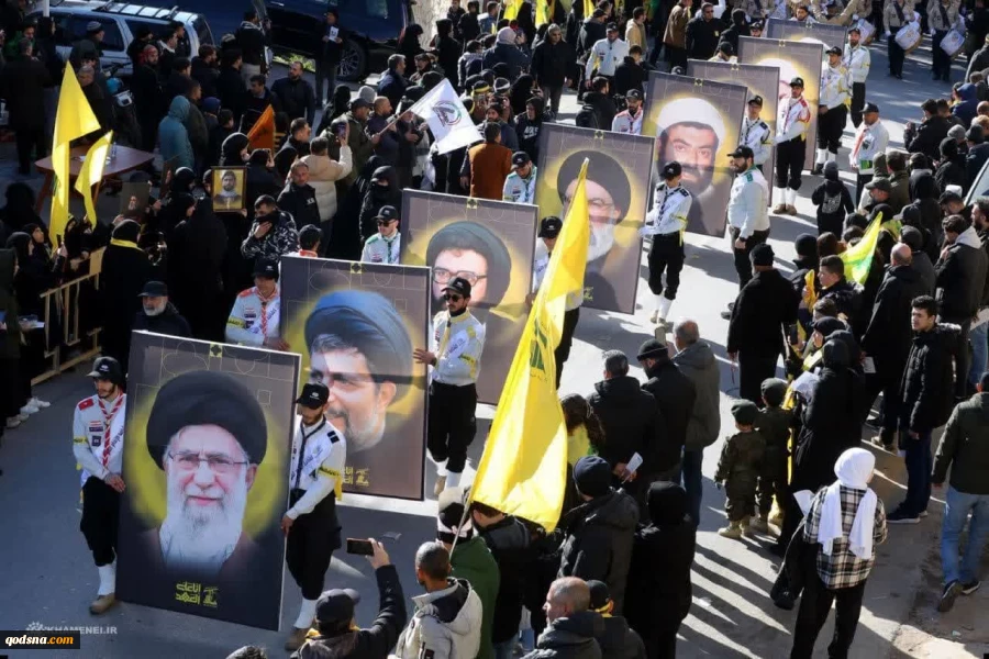 تصاویر حضور نمایندگان رهبر انقلاب در مراسم تشییع شهید صفی‌الدین 3