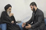 دیدارپزشک عراقی بازگشته از غزه با  آیت الله سیستانی 2