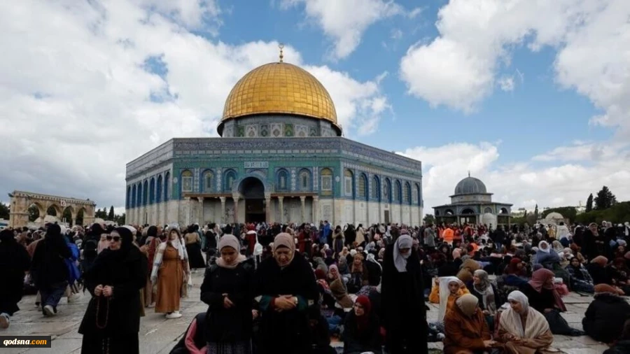 در سایه تشدید مانع تراشی اشغالگران صورت گرفت؛

سرازیر شدن هزاران فلسطینی به سمت مسجدالاقصی برای شرکت در نماز جمعه 2