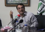 حسین رویوران  در گفت و گو با خبرگزاری قدس؛

حضور مردم در صحنه می تواند امید مردم فلسطین را دو چندان کند 2