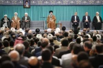 Leader of the Islamic Revolution Ayatollah Seyyed Ali Khamenei held a meeting with Iranian military and government officials on Monday.