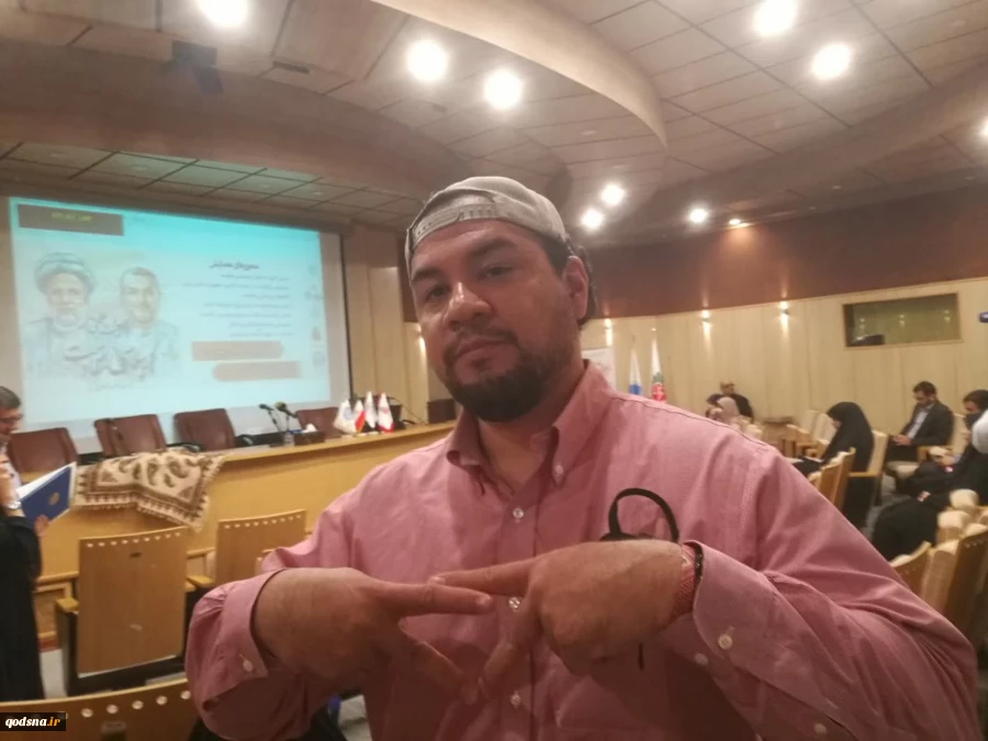 دانشجوی خارجی دانشگاه تهران در گفت و گو با خبرگزاری قدس؛

لزوم بازتعریف مفاهیم علمی برای درک ماهیت جنایتکارانه صهیونیست ها 2
