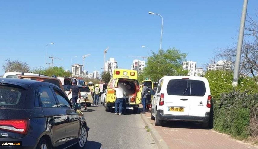 عملية طعن قرب مستوطنة واستشهاد المنفذ  2