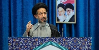 خطیب نماز عید قربان:

امام خمینی(ره)، امت اسلام را به قدرت نوظهور در دنیای معاصر تبدیل کرد/ «غزه قهرمان و فلسطین مقاوم»  نمونه‌ این قدرت است