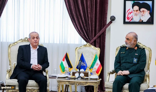 نائب الأمين العام للجبهة الشعبية يتلقي القائد العام للحرس الثوري 2