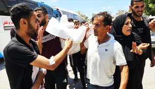 استشهاد 20 فلسطينيا قرب محور 'نتساريم' لتوزيع لمساعدات