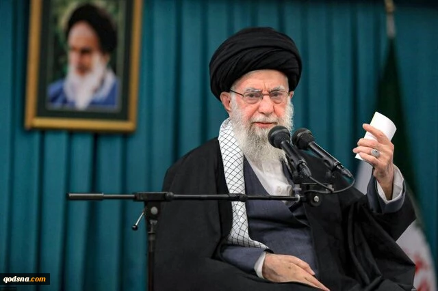 قائد الثورة: العدو ارتكب خطأ كبيرا..أي تدخل أميركي في هذه الساحة سيلحق بالأمريكيين خسائر فادحة 2
