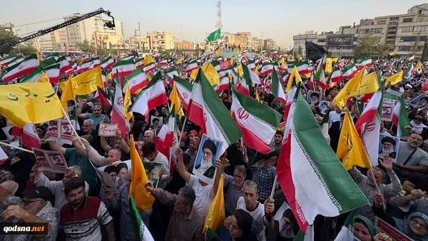 تجمع مردم و دانشگاهیان در حمایت از نیروهای مسلح 2
