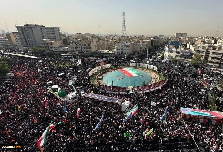Iranians bid farewell to their martyred compatriots