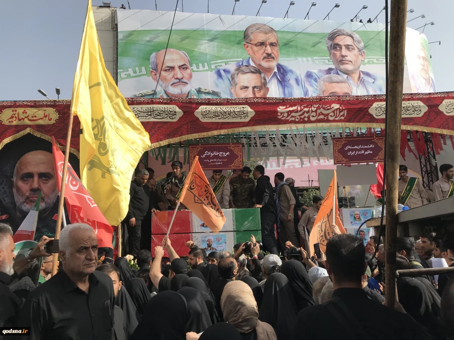 Iranians hold grand funeral for martyrs of Israeli-US aggression  11
