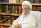 آية الله مكارم شيرازي : من يهدد قائد الثورة والمرجعية الإسلامية فهو محارب
