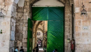 الاحتلال يصدر قرارا بالاستيلاء على عقارات باب السلسلة بالقدس المحتلة