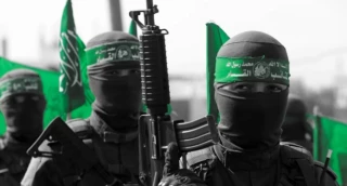 حماس تنفي تصريحات ويتكوف بشأن استعدادها لنزع السلاح: المقاومة حق وطني وقانوني