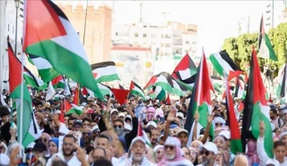 آلاف المغاربة يتظاهرون رفضا لإبادة وتجويع فلسطينيي غزة