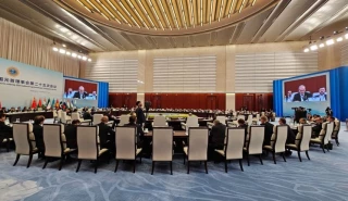 الرئيس الإيراني: على منظمة شنغهاي أن تتخذ خطوات نحو خلق عالم أكثر سلاما