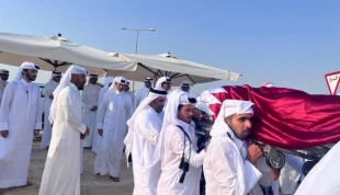 تشييع شهداء الجريمة الصهيونية في الدوحة بمشاركة أمير قطر وقيادات حماس 3