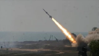 Yemeni ballistic missile sets off sirens across Israel
