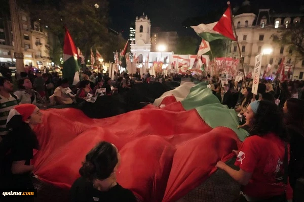 اعتراض جهانی به توقیف کاروان «الصمود»؛ روایت تصویری از خروش حامیان فلسطین 5