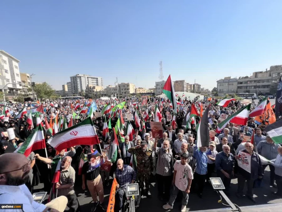 با عنوان "بشارت نصر"

برگزاری راهپیمایی حمایت از غزه و مقاومت/ شعارهای مرگ بر آمریکا و مرگ بر اسرائیل در تهران و شهرهای دیگر طنین انداز شد/ قطعنامه راهپیمایی سراسری بشارت نصر : پاسداشت طوفان‌الاقصی فصل نو در پیروزی مقاومت فلسطین است
 2