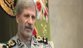 قائد جيش ايران: التلاحم والتآزر بين قواتنا المسلحة رصيد إستراتيجي