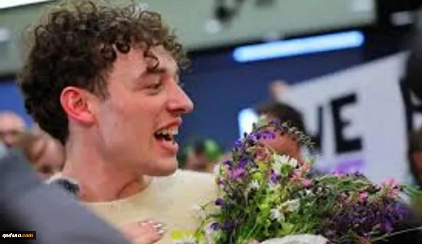 الفائز بجائزة يوروفيجن يعيد الكأس عقب مشاركة الاحتلال 2