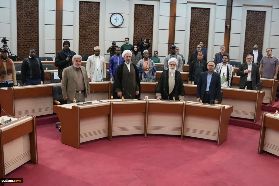 خلال ندوة متخصصة بعنوان "تحليل الأبعاد الدولية لانتصار ايران في حرب الـ12 يوما"؛

السفير الفنزويلي في طهران: صمود إيران ومقاومتها أمام العدوان الأخير غيّر معادلات القوة الدولية 2