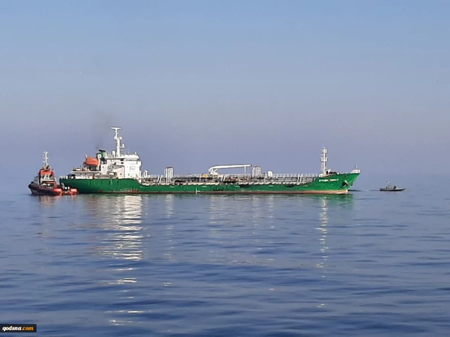 ايران: احتجاز سفينة أجنبية تحمل 6 ملايين لتر من الوقود المهرب في بحر عُمان 2