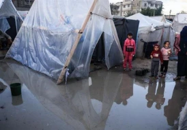 خبرگزاری صفا بررسی کرد؛

موج جدید بارش‌ها در غزه؛ چادرهای فرسوده سرپناه مناسبی در برابر باد و سرما نیستند