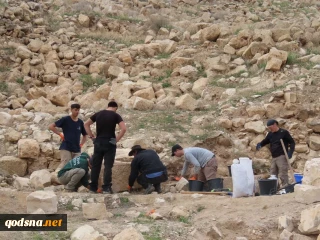 غارت آثار تاریخی عقربا توسط شهرک‌نشینان