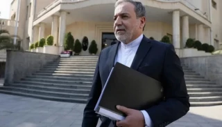 عراقچی: اکنون زمان مناسبی برای مذاکره با آمریکا نیست/ عزم ایران برای گسترش رابطه با لبنان