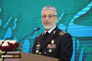 دریادار سیاری: دشمن در صورت وقوع جنگ آسیب زیادی خواهد دید