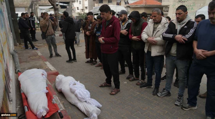 Zionist regime’s troops martyr three Palestinians, including teen, in raids across Gaza Strip