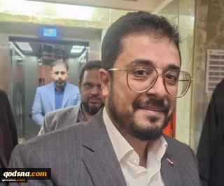 الثورة الإسلامية 
وتجاوز الأزمات