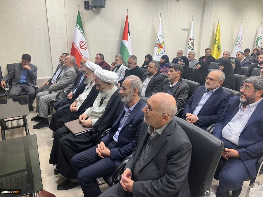 در نشست هم اندیشی فعالان و سازمان های مردم نهاد حامی ملت فلسطین مطرح شد؛

حجت الاسلام والمسلمین رحیمیان: فلسطین رمز پیروزی آخرالزمانی ما بر باطل خواهد بود/  ابوشریف : شاهد مقاومت افسانه‌ای ملت فلسطین هستیم 2