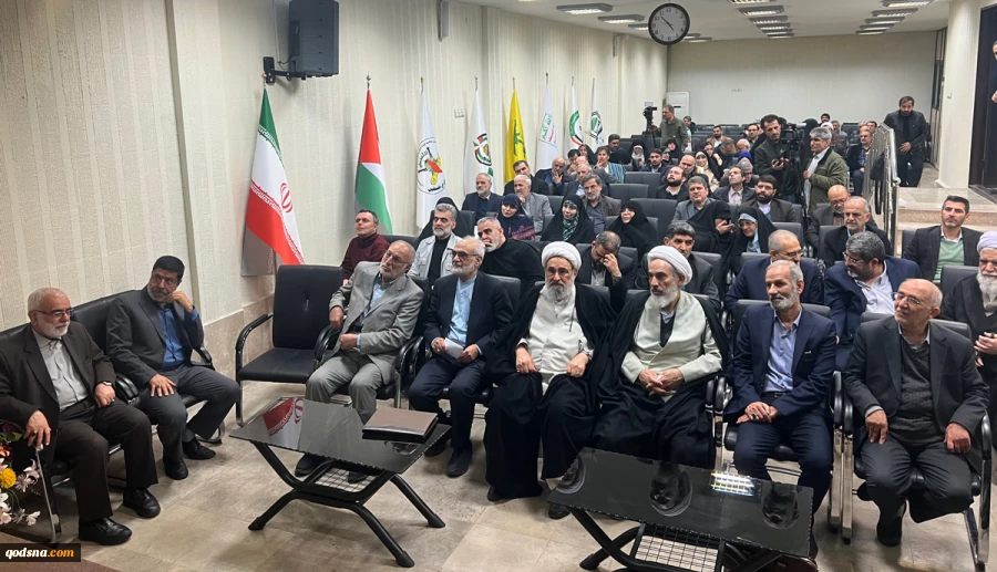 رونمایی از کتاب  "بحران در اقتصاد رژیم صهیونیستی" به قلم دکتر محمد جواد ایروانینشست هم اندیشی فعالان و سازمان های مردم نهاد حامی ملت فلسطین 6