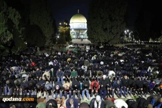 40,000 worshipers perform Isha and Taraweeh prayers at Aqsa amid Israeli restrictions