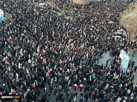 People of Tehran gather in city center to mourn Ayatollah Khamenei’s martyrdom