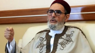مفتی لیبی: در این جنگ بی طرفی جایز نیست