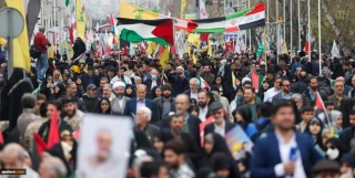 . رفض دائم للمحور الصهيواميركي منذ 47 عاما

مسيرات يوم القدس العالمي تنطلق 'تحت القصف' في جميع انحاء ايران..