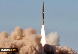 موج 48 عملیات وعده صادق 4 با شلیک موشکهای سوخت جامد خیبر شکن و سوخت مایع قدر و پهپادهای انهدامی