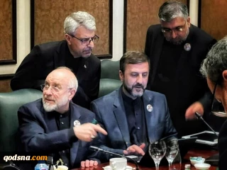 بعد فشل المفاوضات؛

الجهاز الدبلوماسي جنباً إلى جنب مع القوات المسلحة في حفظ مصالح الشعب الإيراني