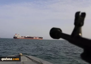 الحرس الثوري: اقتراب القطع البحرية العسكرية من مضيق هرمز يُعد خرقاً لوقف إطلاق النار