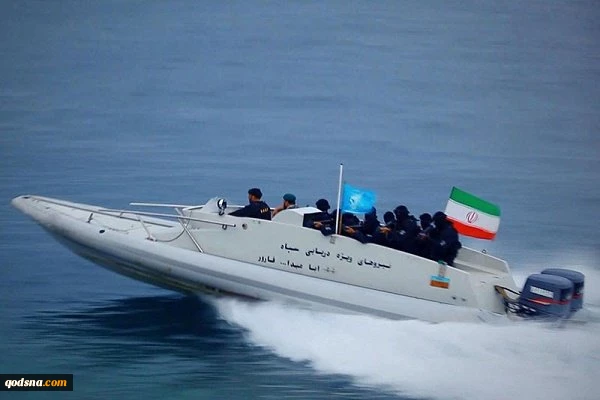 توقیف دو کشتی متخلف در تنگه هرمز توسط سپاه 2