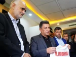 عیادت ملی‌پوشان فوتبال از جانباز سرافراز جنگ رمضان حسین محمدی 2