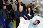 عیادت ملی‌پوشان فوتبال از جانباز سرافراز جنگ رمضان حسین محمدی 7