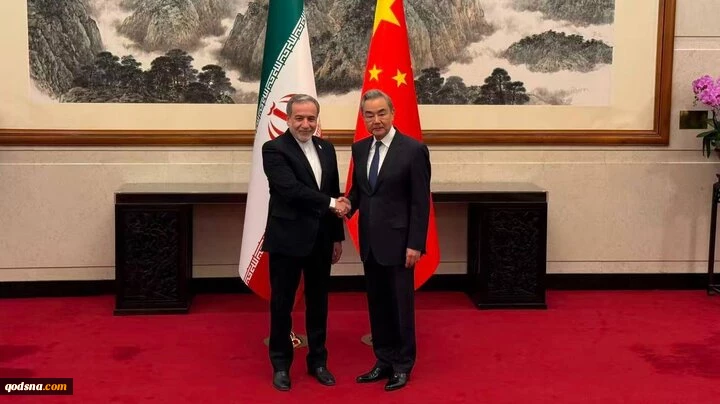دیدار عراقچی با همتای چینی خود 3