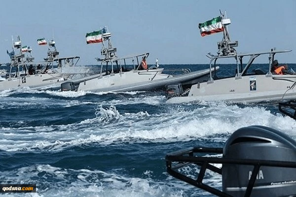 النائب السياسي في بحرية الحرس الثوري:

نراقب تحركات العدو عن كثب.. نظرة ايران الى مضيق هرمز استراتيجية وامنية 2