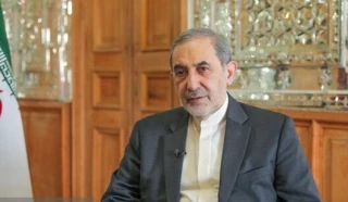 ولایتی: ضامن عینی بقای توافق،⁧‫تنگه هرمز‬⁩ است