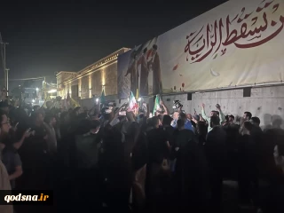 تجمع لبنانی‌ها مقابل سفارت کشورمان در بیروت
